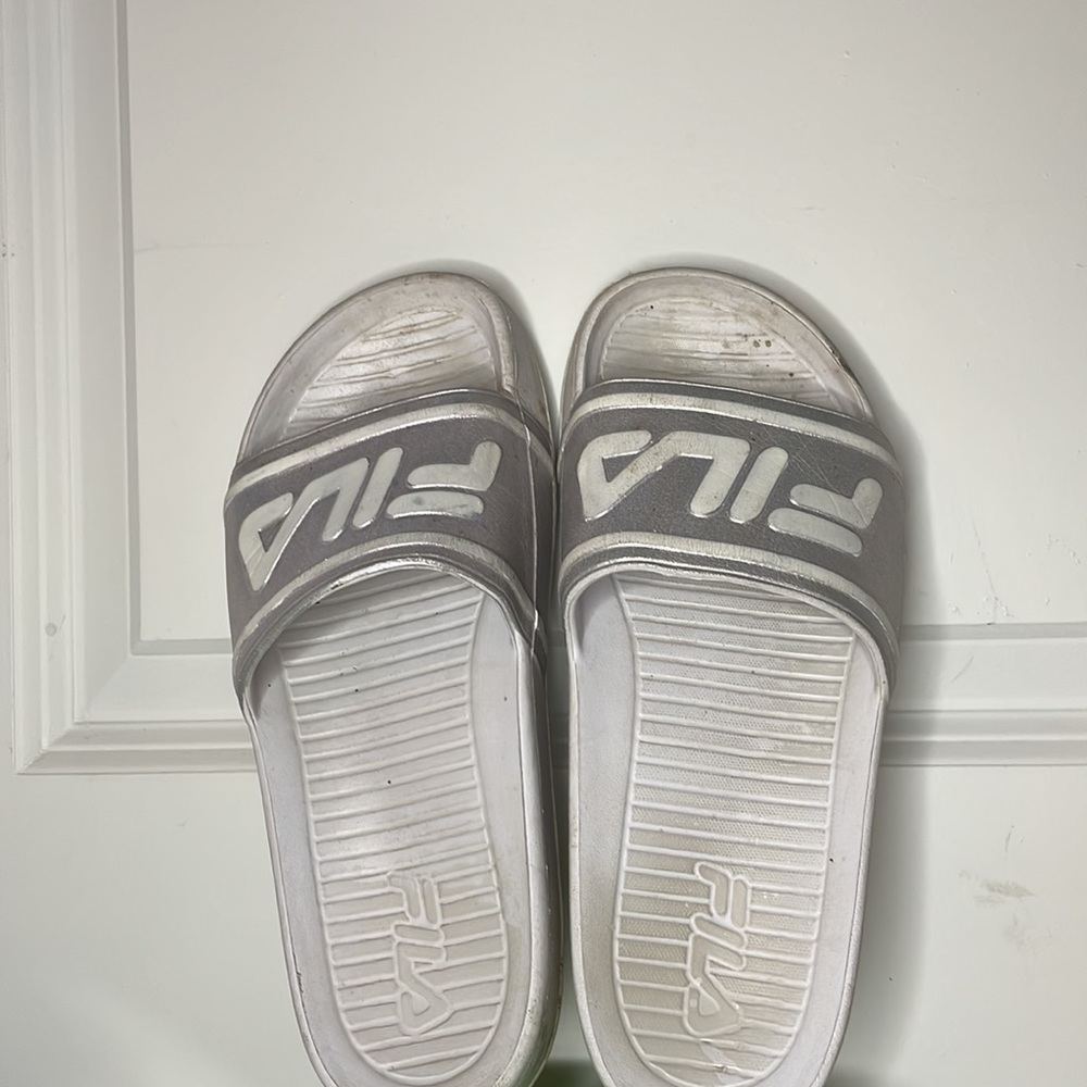 White Filz Slides